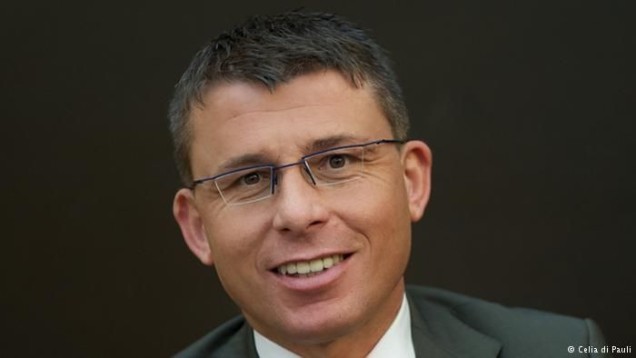 EU DUGUJE OBJAŠNJENJE EU DUGUJE OBJAŠNJENJE