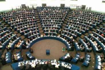USKLADITI POLITIKU SA EU USKLADITI POLITIKU SA EU