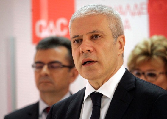 IZUZETNA NESPOSOBNOST VLADE IZUZETNA NESPOSOBNOST VLADE